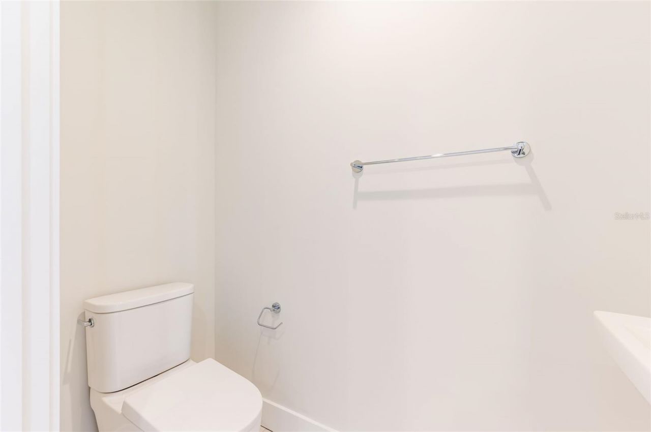 275 1st Avenue South, Unit 2208, Saint Petersburg, FL 33701 Photo