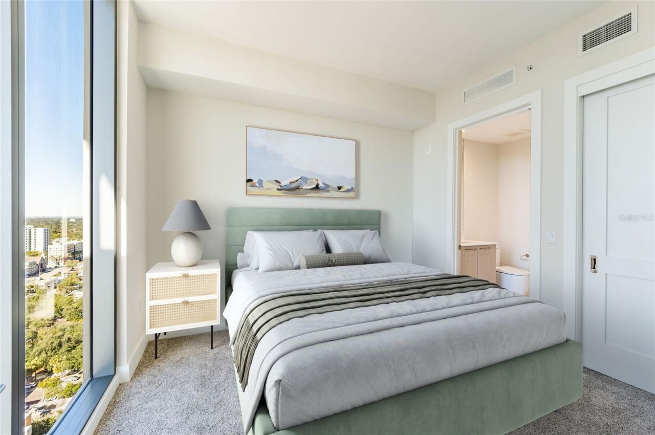 275 1st Avenue South, Unit 2208, Saint Petersburg, FL 33701 Photo