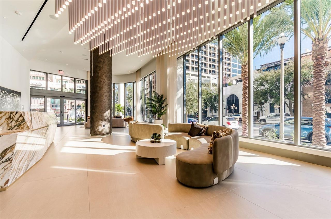 275 1st Avenue South, Unit 2208, Saint Petersburg, FL 33701 Photo