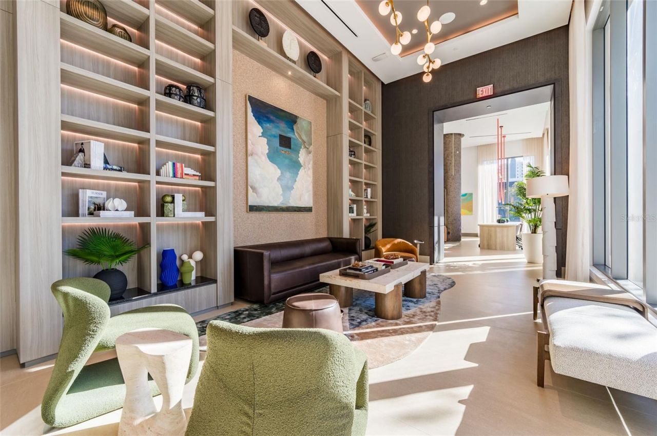 275 1st Avenue South, Unit 2208, Saint Petersburg, FL 33701 Photo