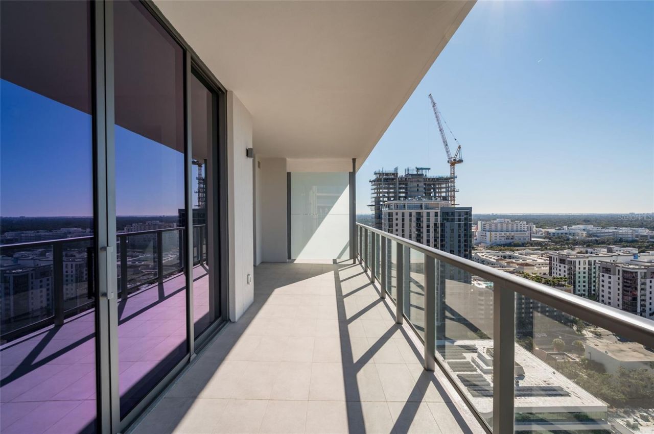 275 1st Avenue South, Unit 2208, Saint Petersburg, FL 33701 Photo