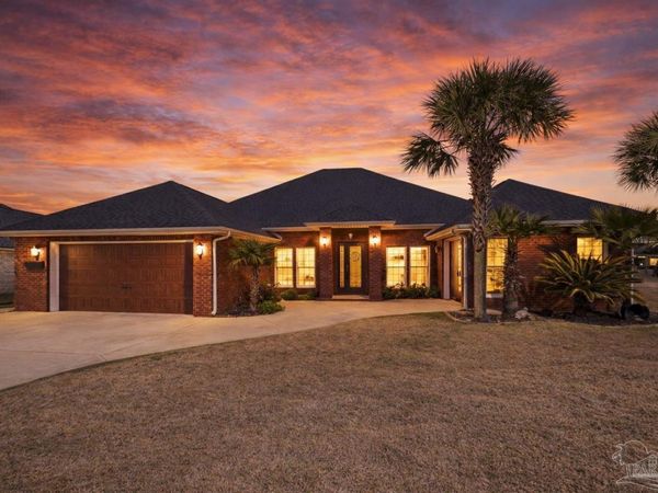 3232 Southfork Dr, Pace, FL 32571