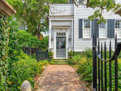 26 Mary Street, Charleston, SC 29403