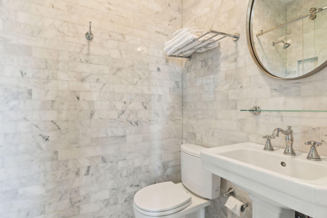 26 Mary Street Photo 32