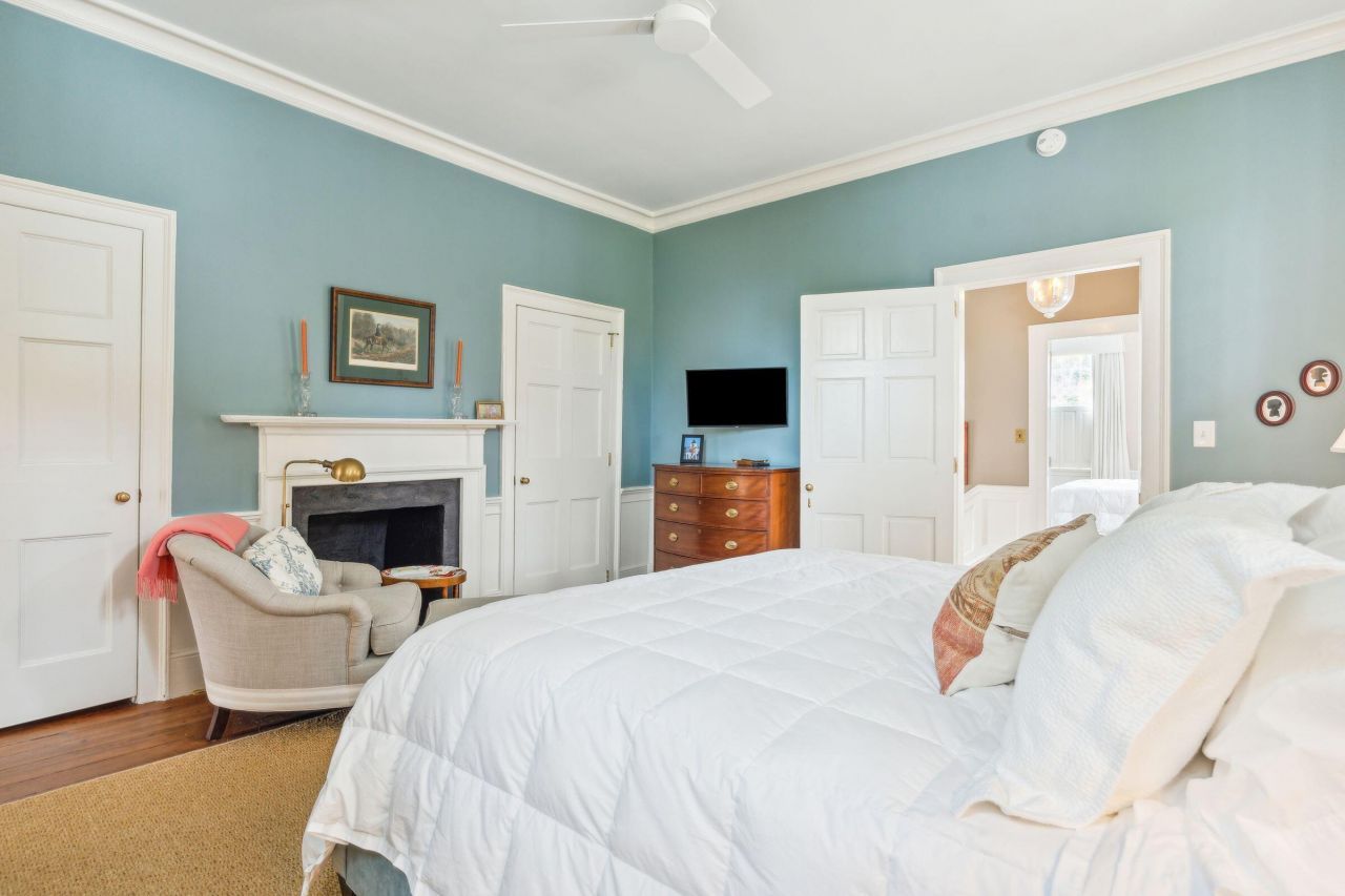 26 Mary Street Photo 37