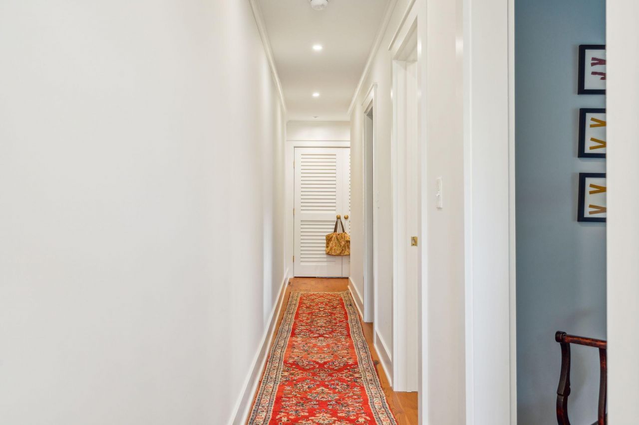 26 Mary Street Photo 64