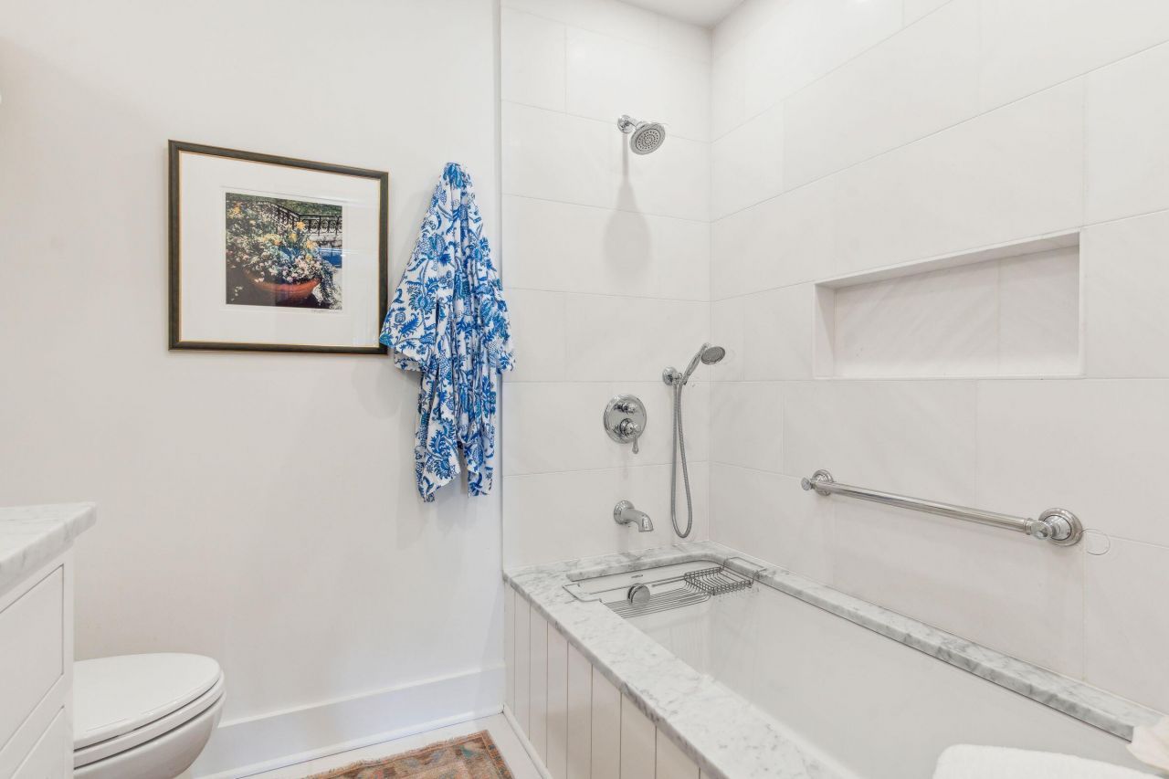 26 Mary Street Photo 69