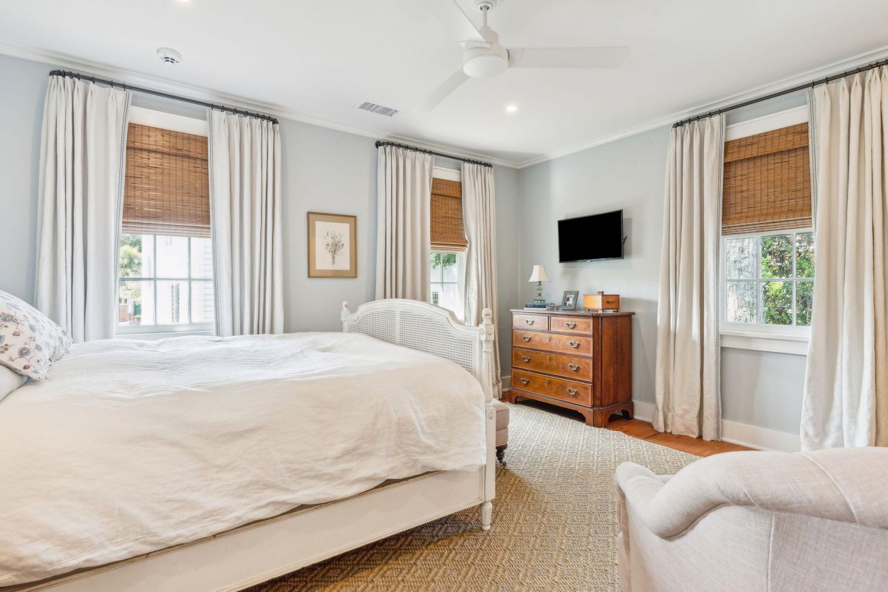 26 Mary Street Photo 70