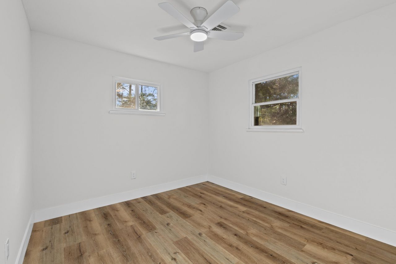 3585 Dunmovin Drive Photo 15