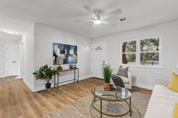 3585 Dunmovin Drive photo 4