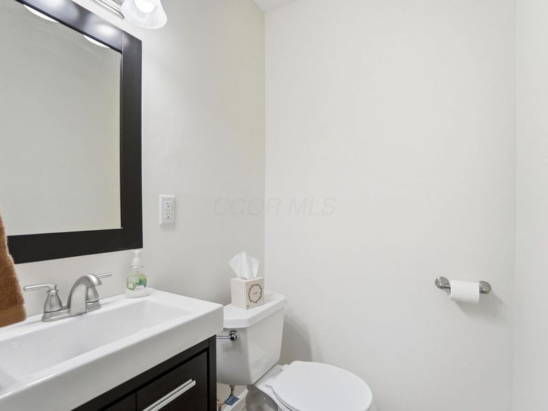 1350 Baja Lane, Unit 10, Columbus, OH 43204 Photo 20