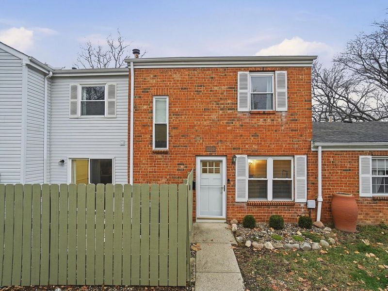 1350 Baja Lane, Unit 10, Columbus, OH 43204 Photo 3