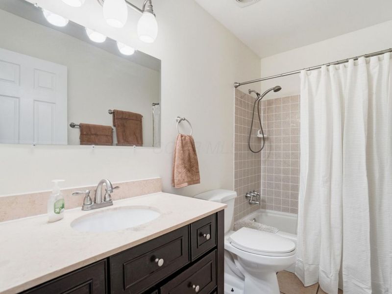 1350 Baja Lane, Unit 10, Columbus, OH 43204 Photo 33