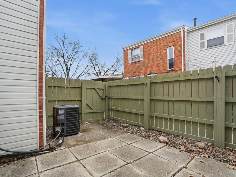 1350 Baja Lane, Unit 10, Columbus, OH 43204 Photo 37