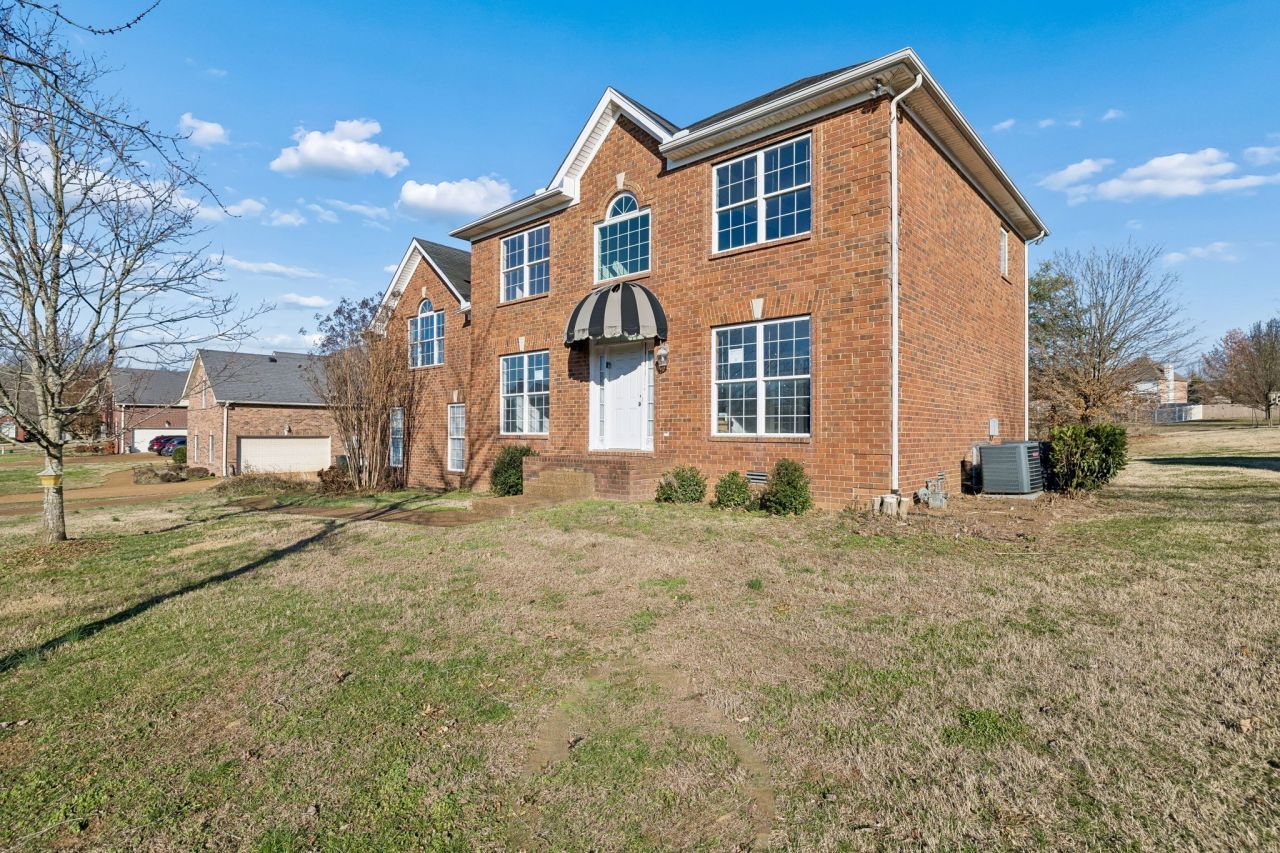 138 Huntington Pl, Hendersonville, TN 37075 Main Photo