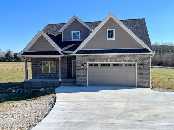 8184 Aedc Rd, Estill Springs, TN 37330