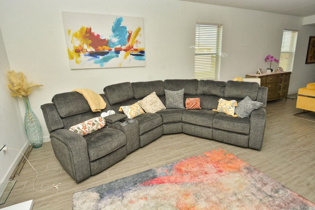 7487 NW Deysbrook Lane, Port Saint Lucie, FL 34987 Photo