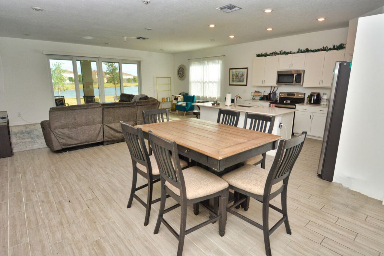 7487 NW Deysbrook Lane, Port Saint Lucie, FL 34987 Photo