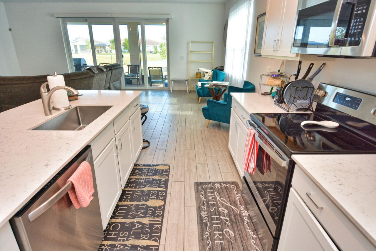 7487 NW Deysbrook Lane, Port Saint Lucie, FL 34987 Photo