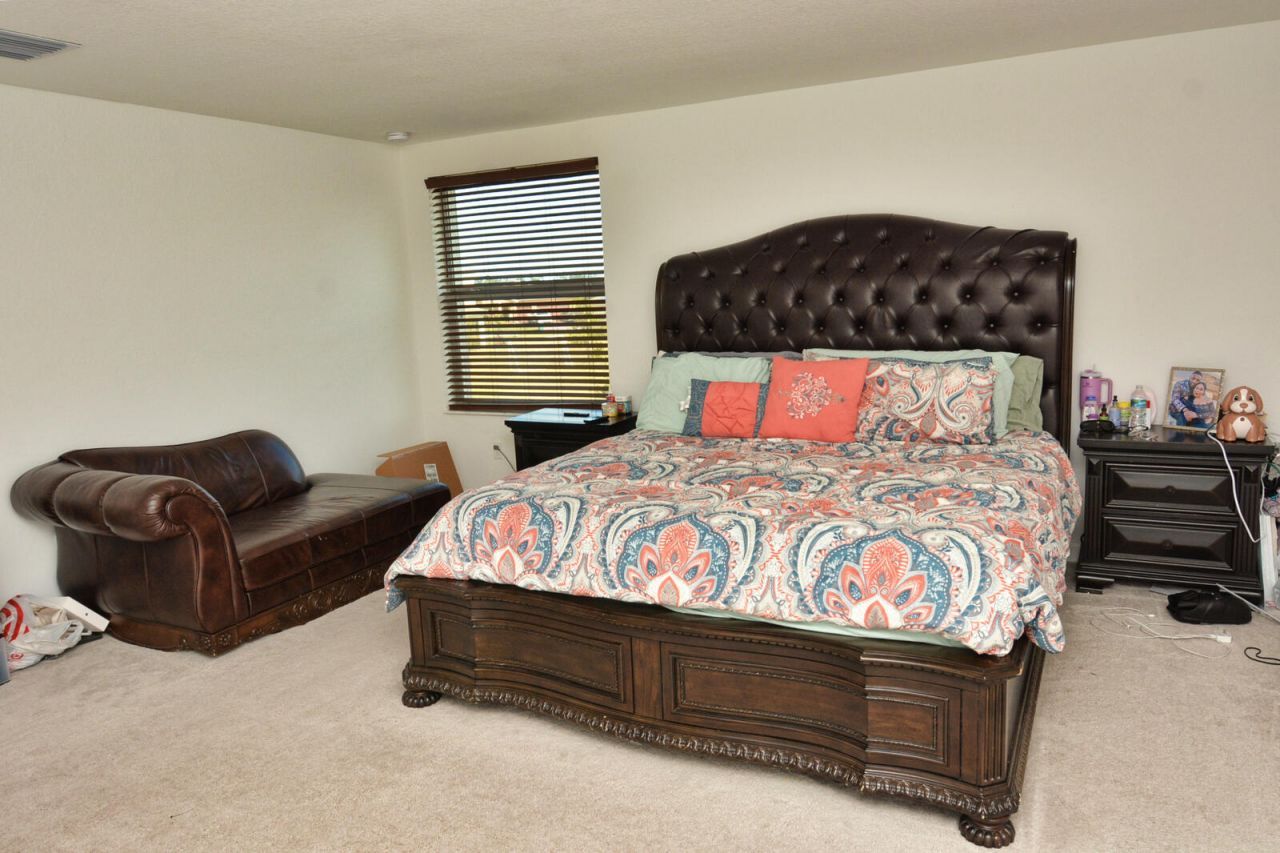 7487 NW Deysbrook Lane, Port Saint Lucie, FL 34987 Photo