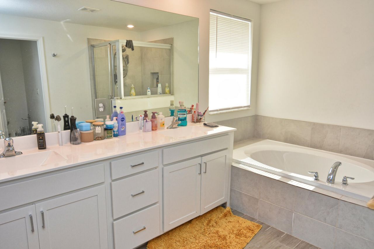 7487 NW Deysbrook Lane, Port Saint Lucie, FL 34987 Photo