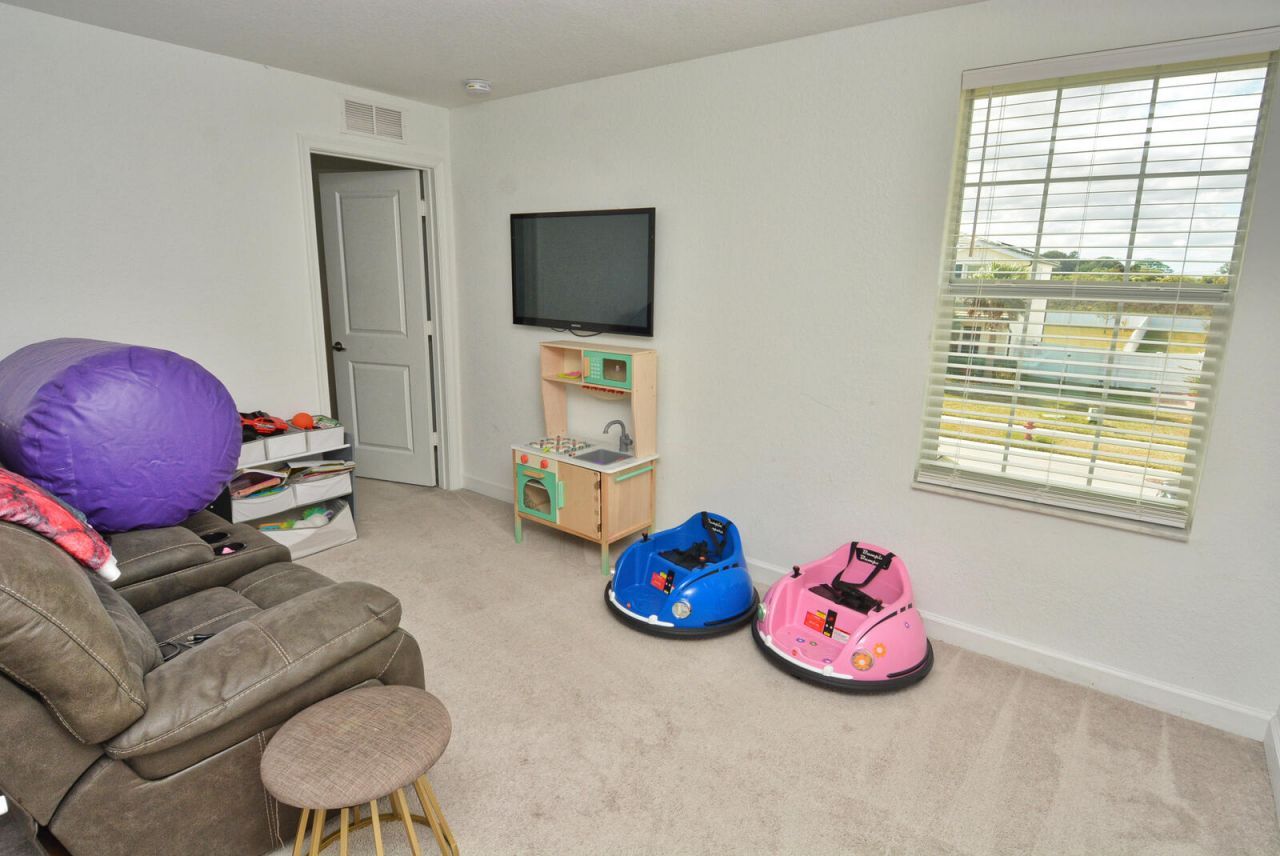 7487 NW Deysbrook Lane, Port Saint Lucie, FL 34987 Photo