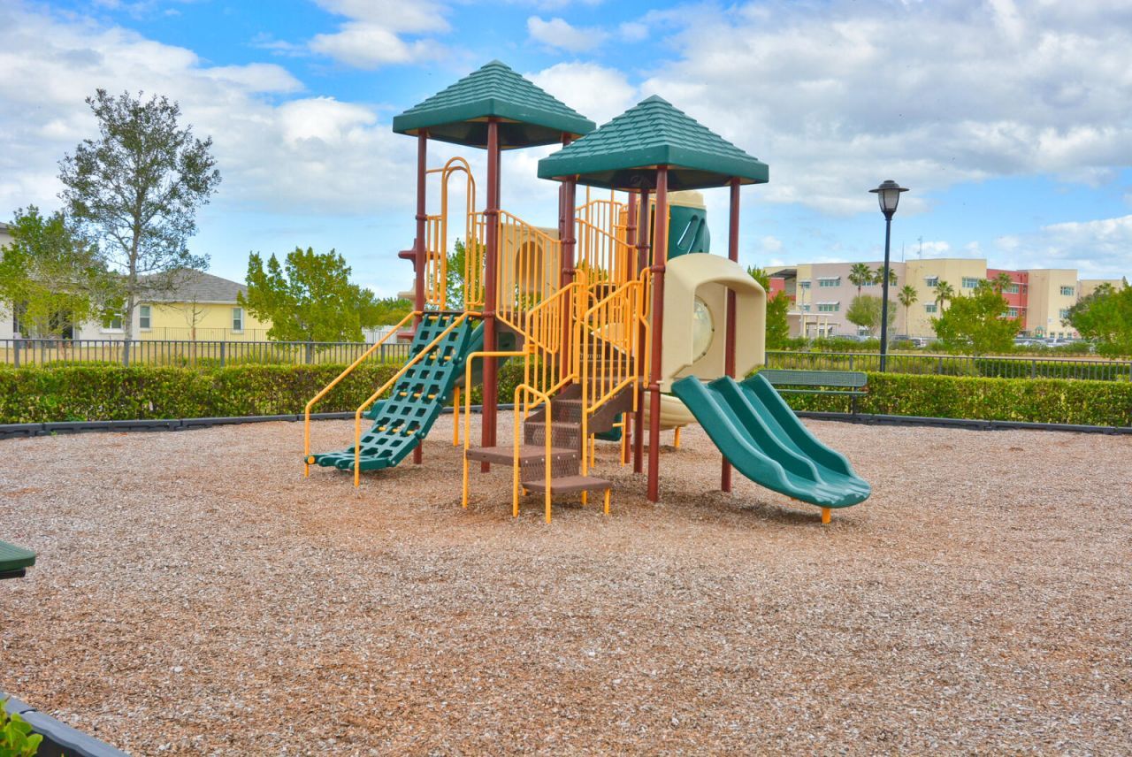 7487 NW Deysbrook Lane, Port Saint Lucie, FL 34987 Photo