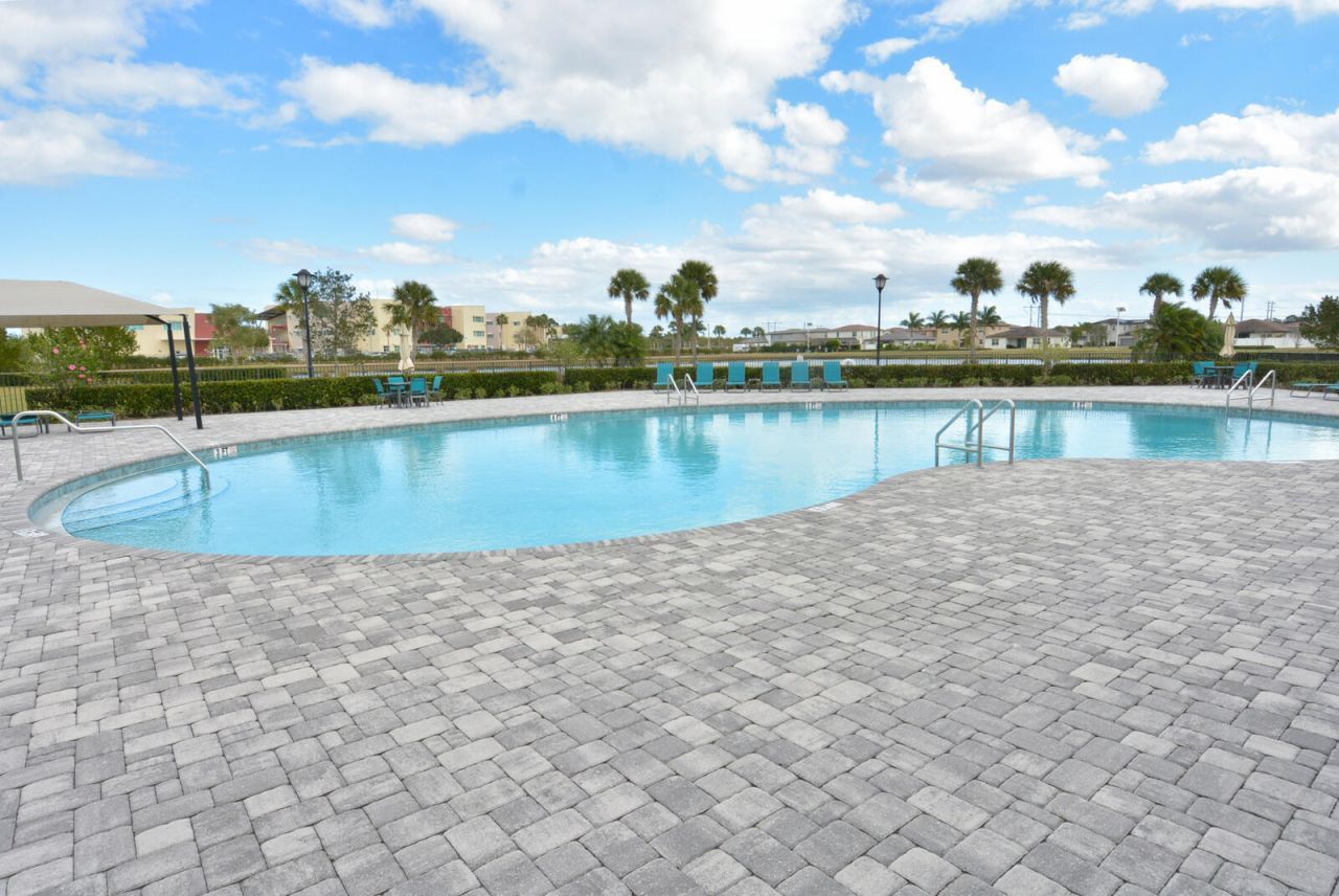 7487 NW Deysbrook Lane, Port Saint Lucie, FL 34987 Photo