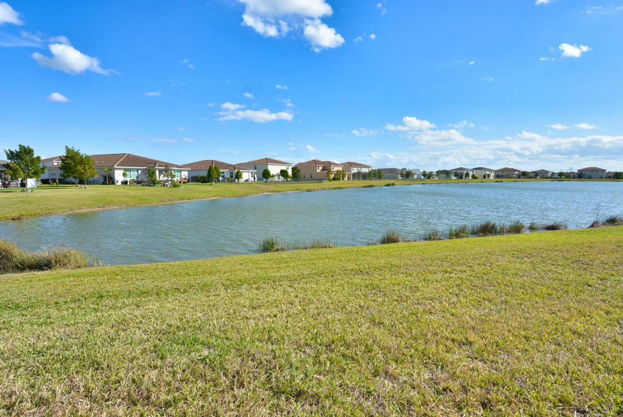 7487 NW Deysbrook Lane, Port Saint Lucie, FL 34987 Photo