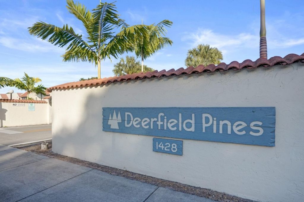 1428 SE 4th Avenue, Unit 231, Deerfield Beach, FL 33441 Main Photo