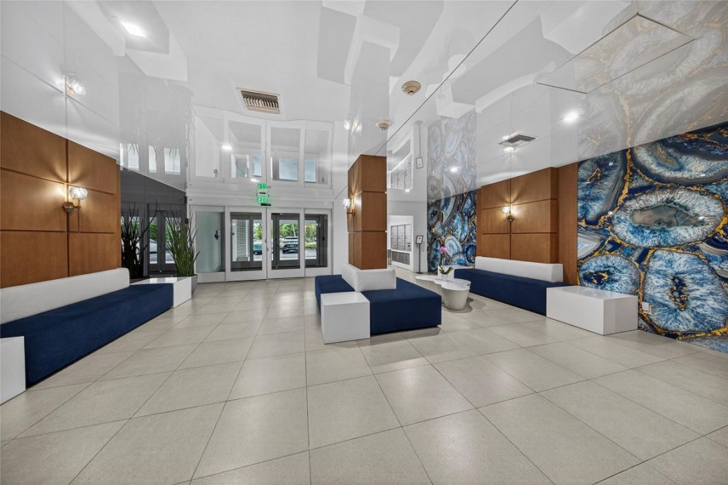 1800 N Andrews Avenue, Unit 2F, Fort Lauderdale, FL 33311 Photo