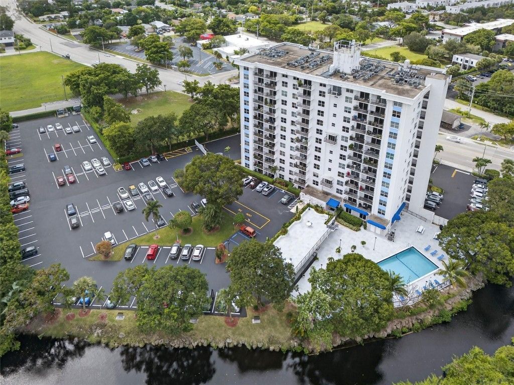 1800 N Andrews Avenue, Unit 2F, Fort Lauderdale, FL 33311 Photo