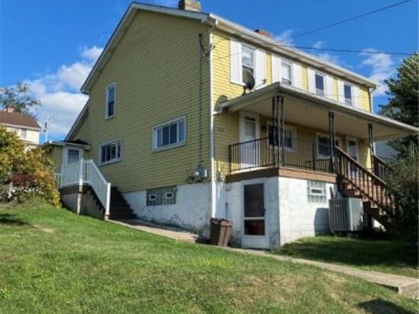 553 Steel Ave, Hannastown, PA 15635
