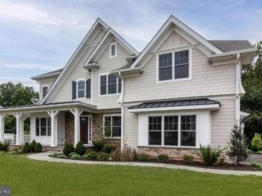 718 WATERLOO, DEVON, PA 19333