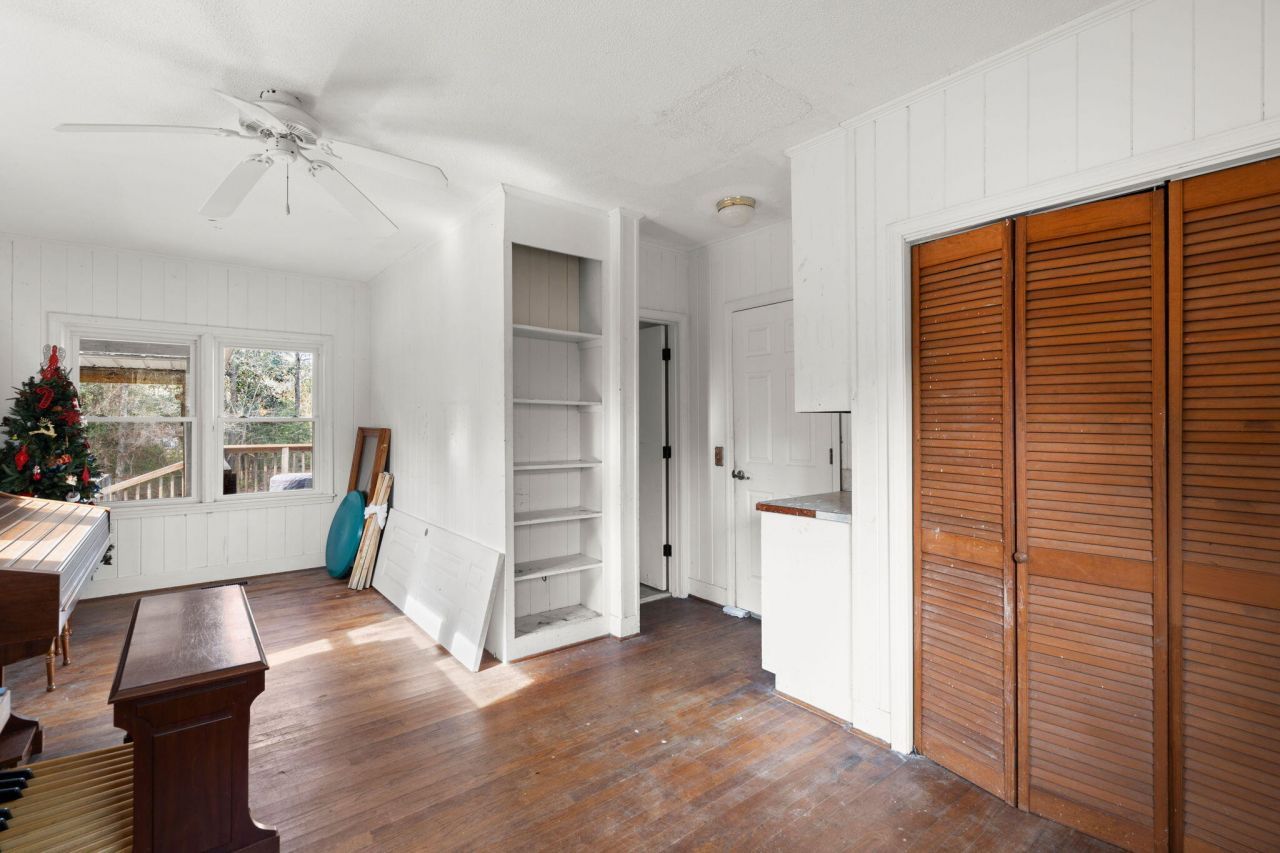 417 Dennis Avenue Photo 19