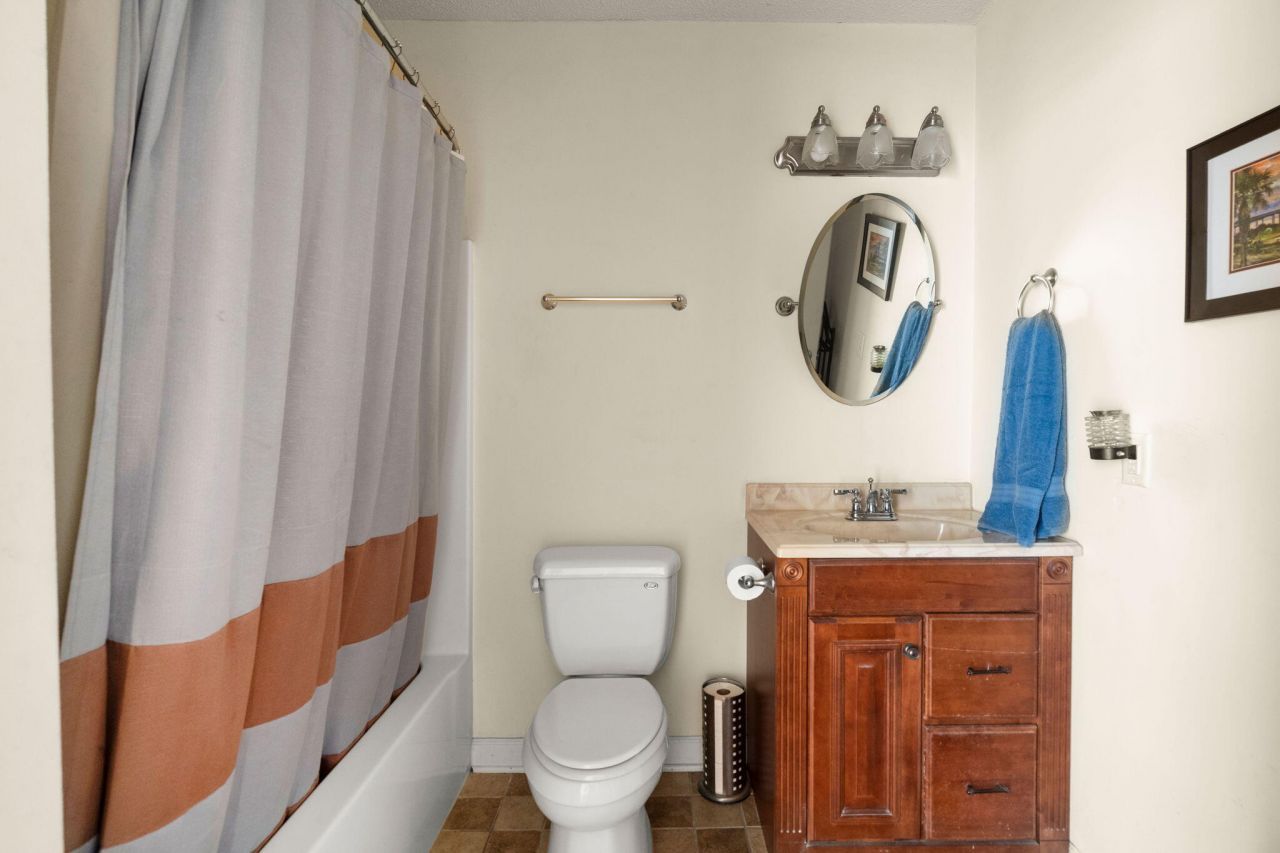 417 Dennis Avenue Photo 22