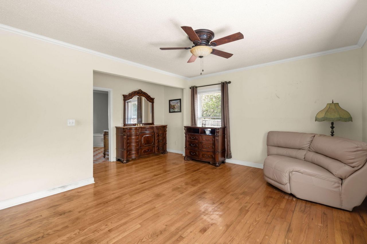 417 Dennis Avenue Photo 24