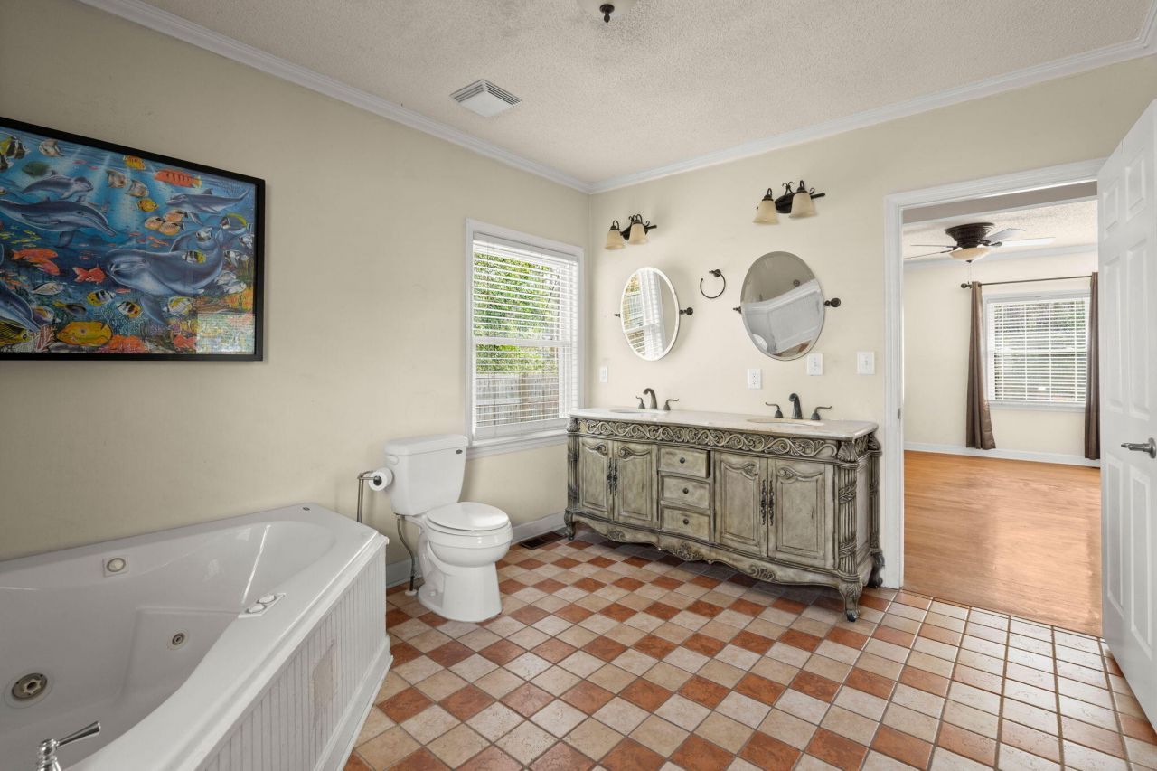 417 Dennis Avenue Photo 26