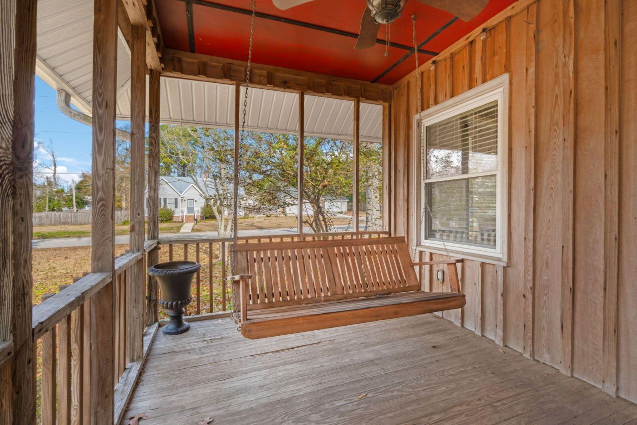 417 Dennis Avenue Photo 37