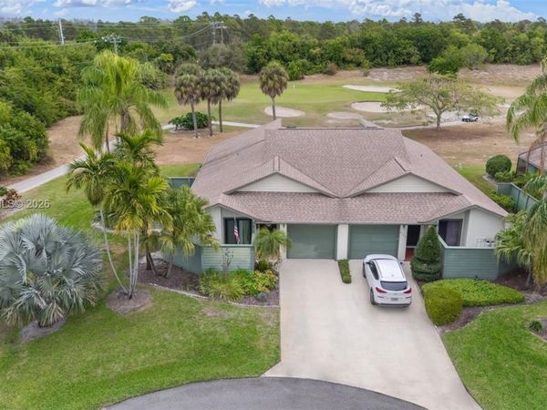 6756 SE Bunker Hill Dr, Hobe Sound, FL 33455