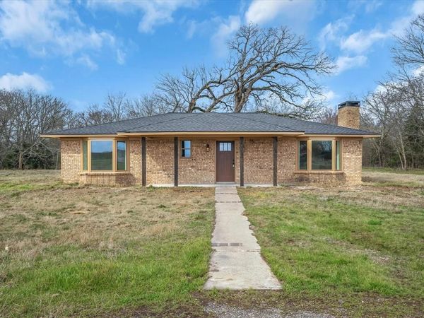 110 VZ County Road 1128 , Fruitvale, TX 75127