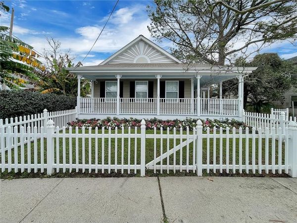 631 LABARRE Road, Jefferson, LA 70121