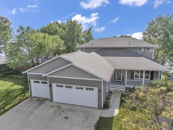 15195 Weather End Drive, Spirit Lake, IA 51360