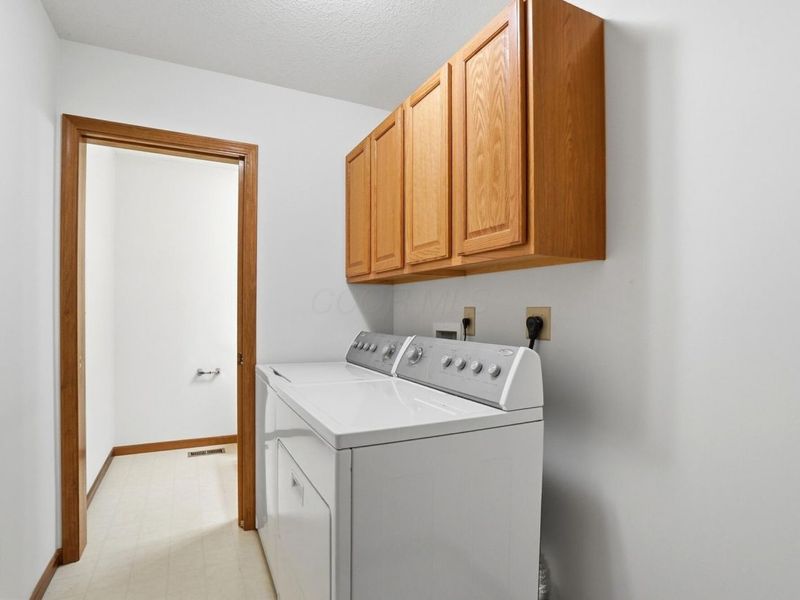 1916 Country Place, Lancaster, OH 43130 Photo 11