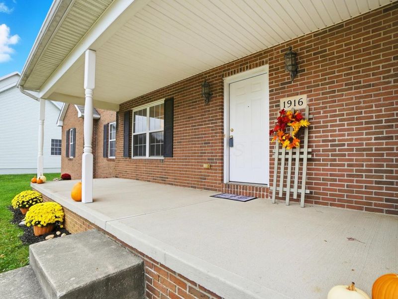 1916 Country Place, Lancaster, OH 43130 Photo 4