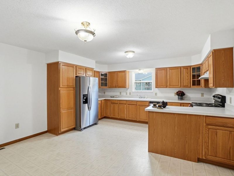 1916 Country Place, Lancaster, OH 43130 Photo 6