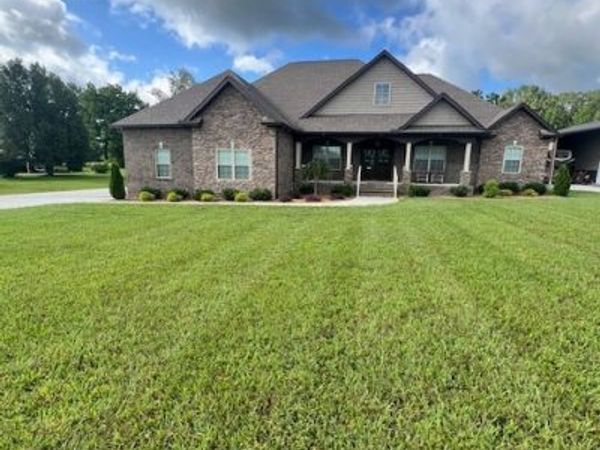 667 Pete Sain Rd, Manchester, TN 37355