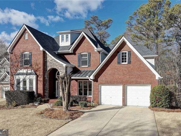 1255 Beacon Hill Crossing, Alpharetta, GA 30005