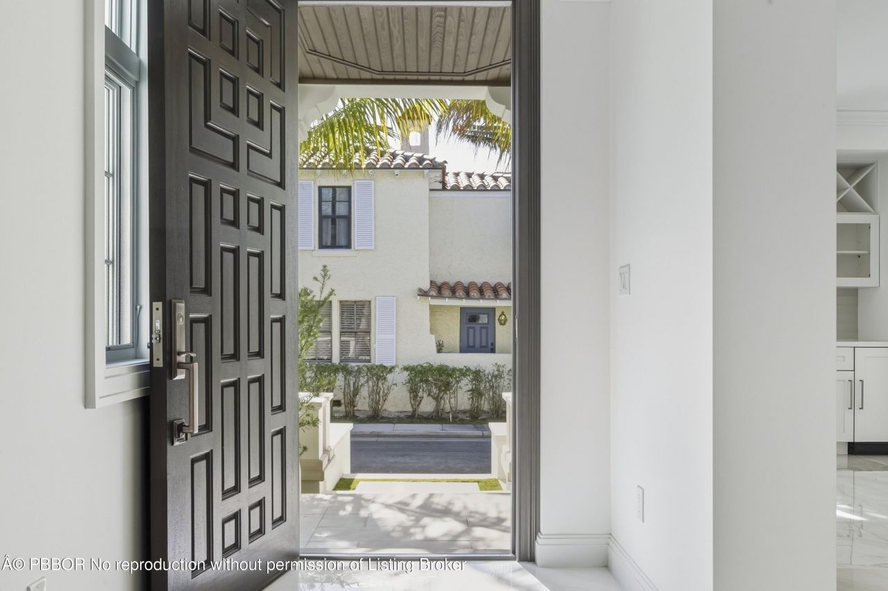 259 Oleander Avenue, Palm Beach, FL 33480 Photo