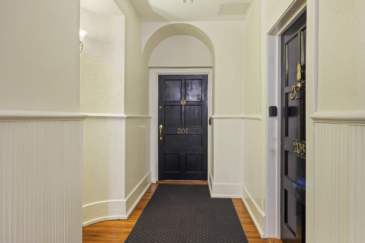 67 Legare Photo 22